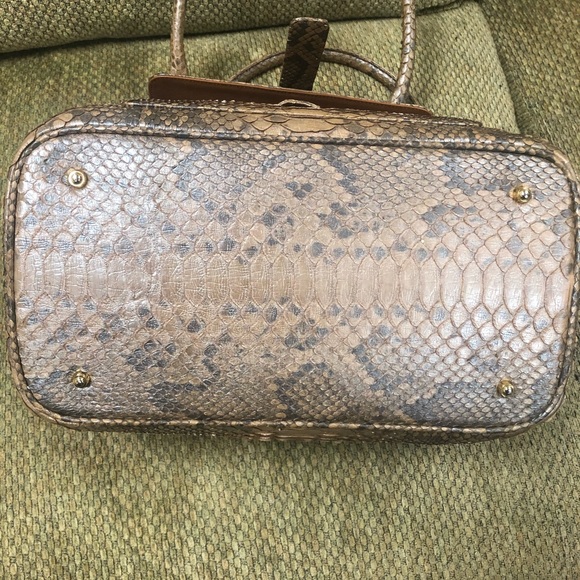 Purse - Picture 3 of 3